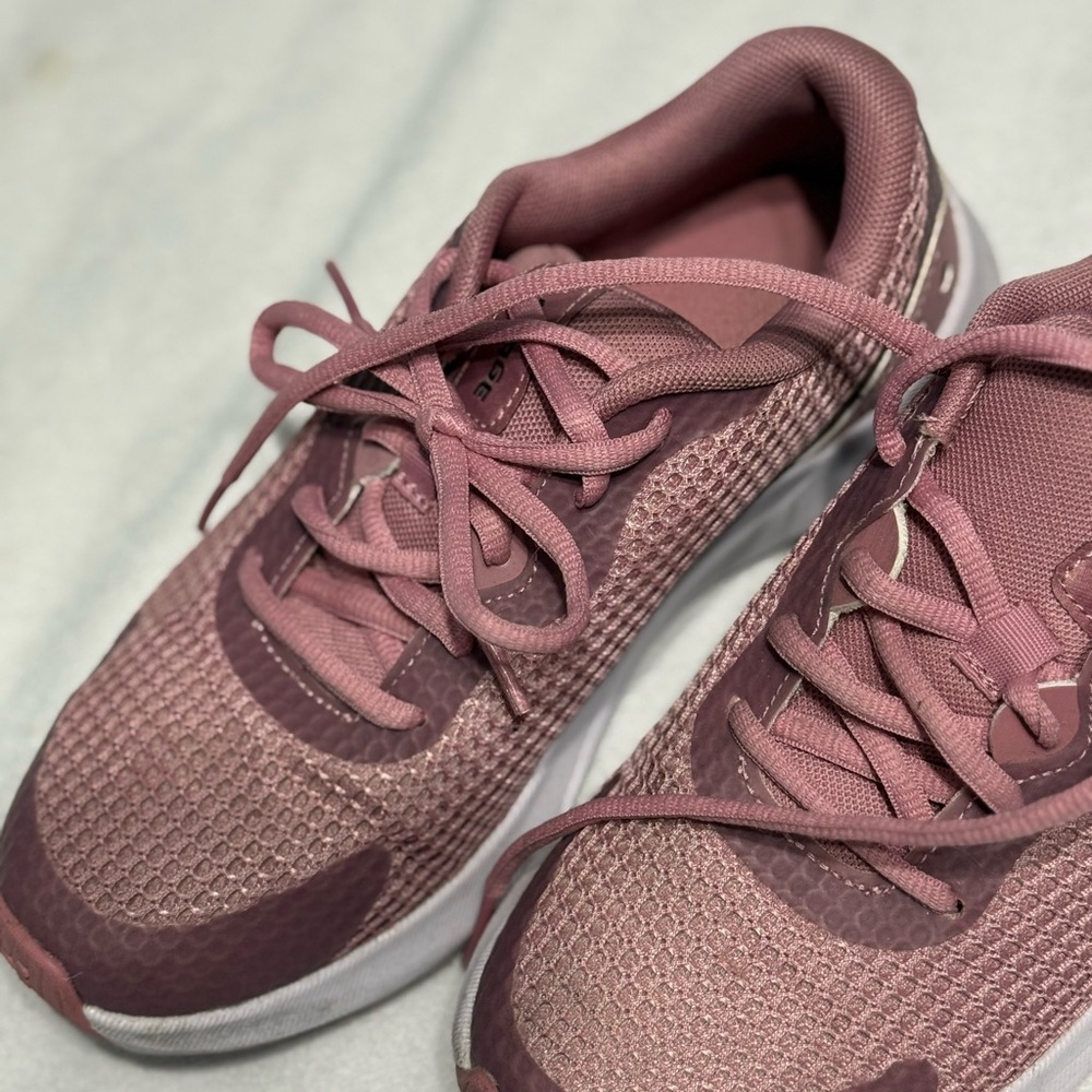 Women's Pink Athletic Shoes